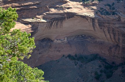 The Mummy Cave Ruin at Canyon De Chelly National Monument.